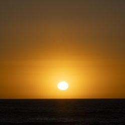 Mais um pôr-do-sol no Pacífico