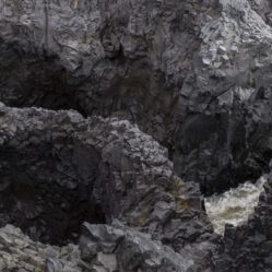 A água abriu seu caminho ...